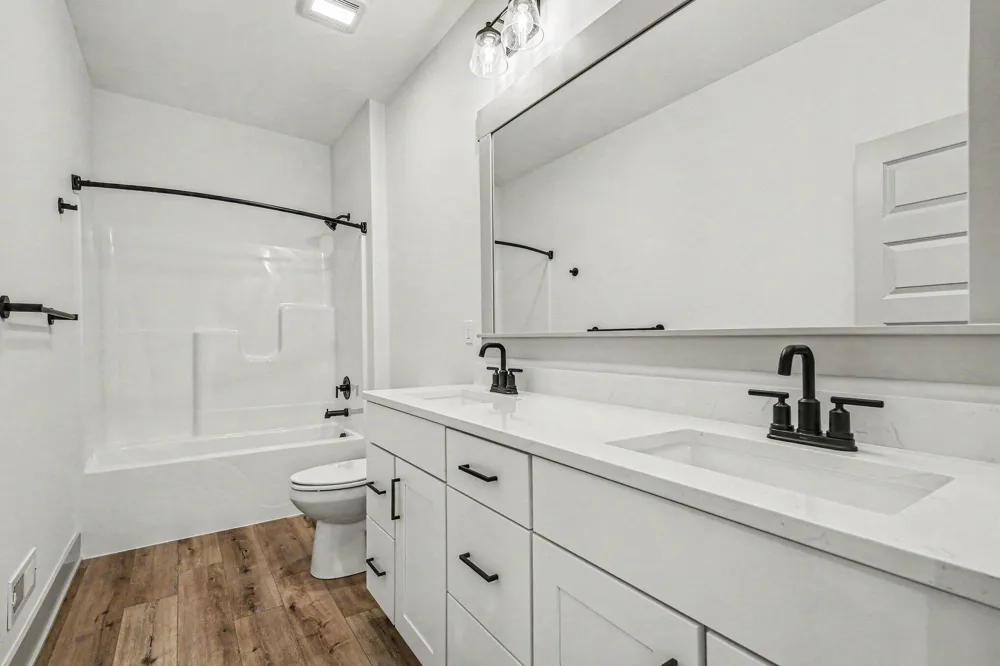 7681 Clementine Avenue Byron Center, MI 49315