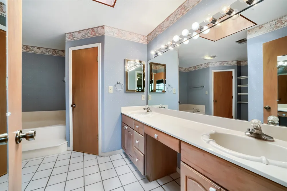 1406 Highland Drive Marble Falls, TX 78654