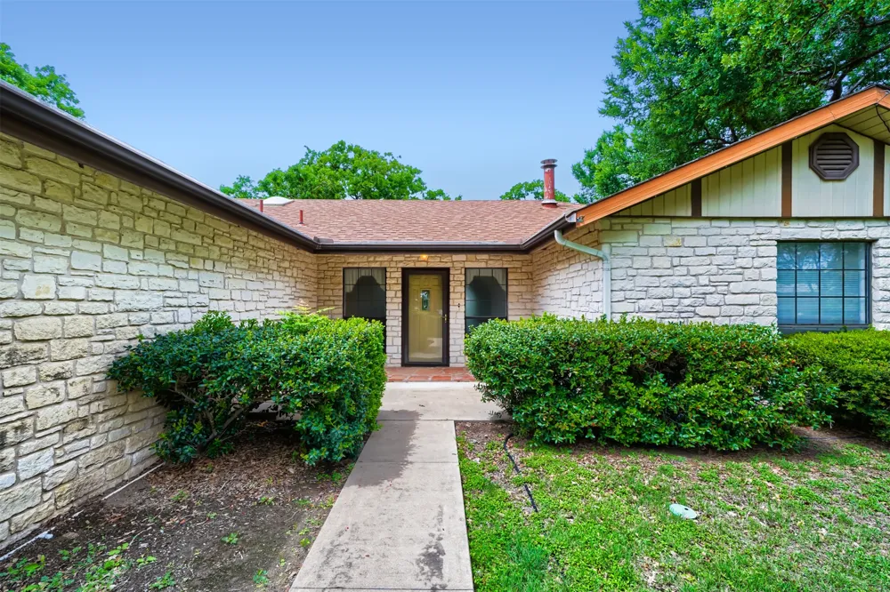 1406 Highland Drive Marble Falls, TX 78654