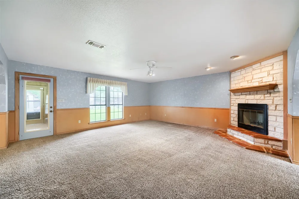 1406 Highland Drive Marble Falls, TX 78654