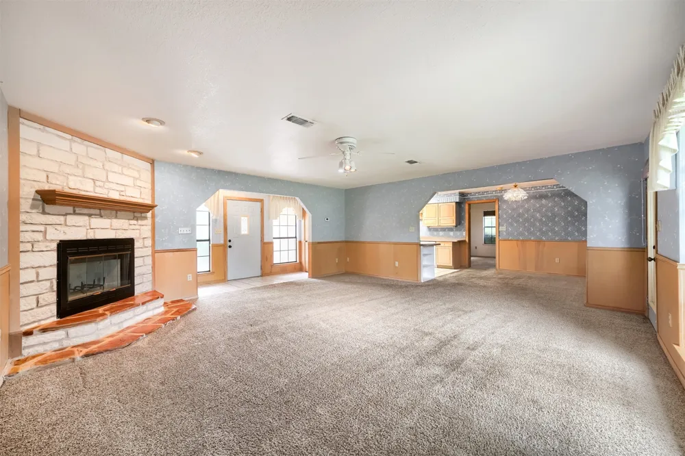1406 Highland Drive Marble Falls, TX 78654