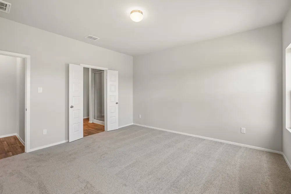 5520 Sacra Cove Austin, TX 78747