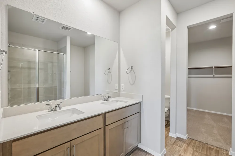 5520 Sacra Cove Austin, TX 78747