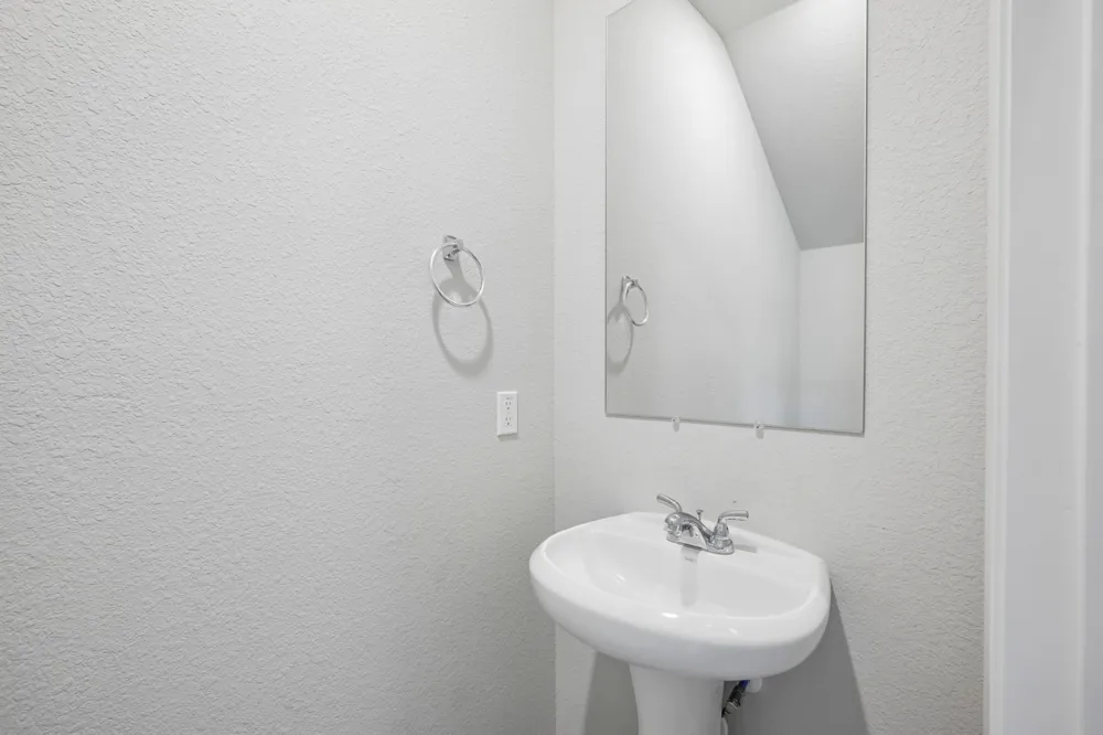 5520 Sacra Cove Austin, TX 78747