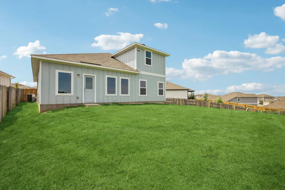 5520 Sacra Cove Austin, TX 78747