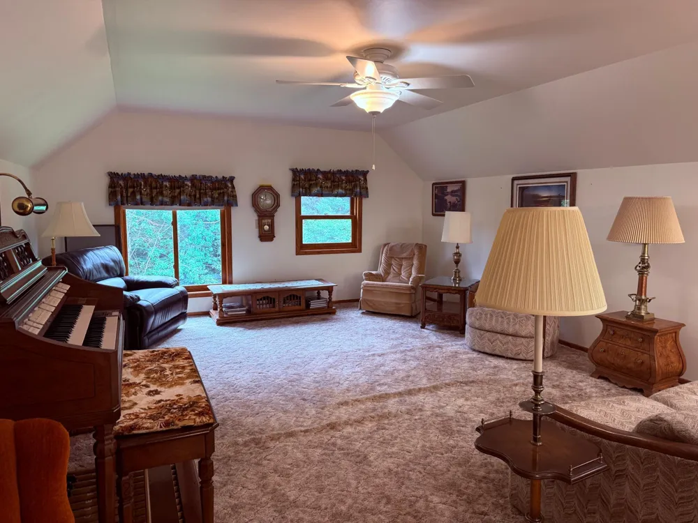8124 Virginia Ely Rd. Babbitt, MN 55706