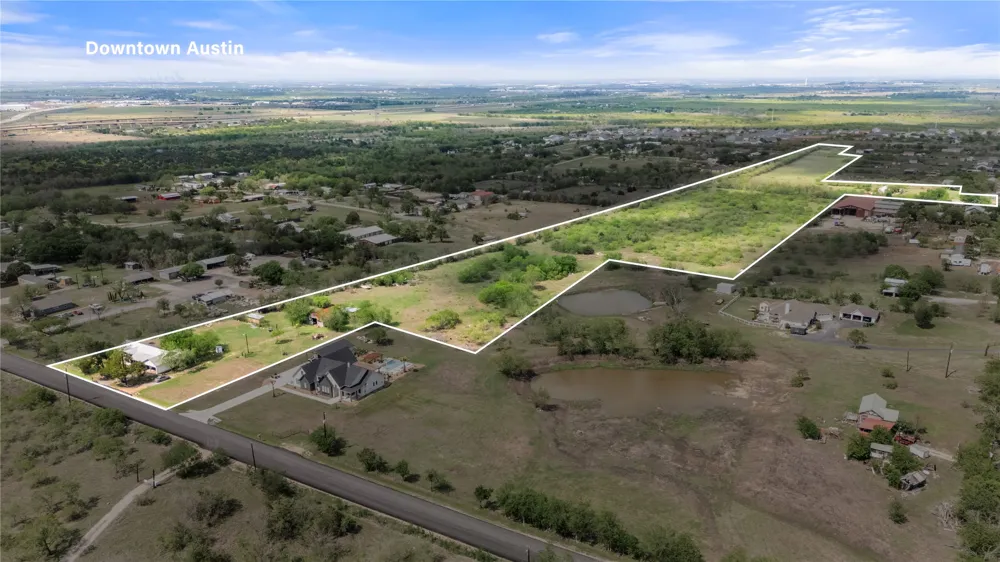 8802 Evelyn Road Buda, TX 78610