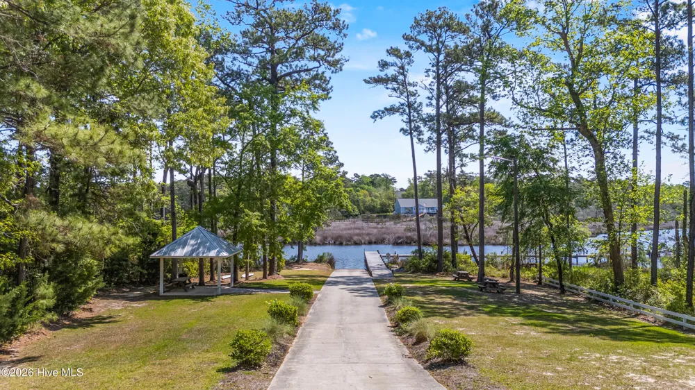 225 Gus Horne Road Holly Ridge, NC 28445