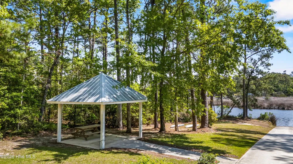 225 Gus Horne Road Holly Ridge, NC 28445