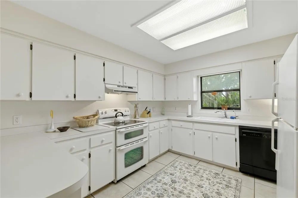 5999 NW 90TH AVENUE ocala, FL 34482