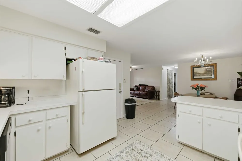 5999 NW 90TH AVENUE ocala, FL 34482