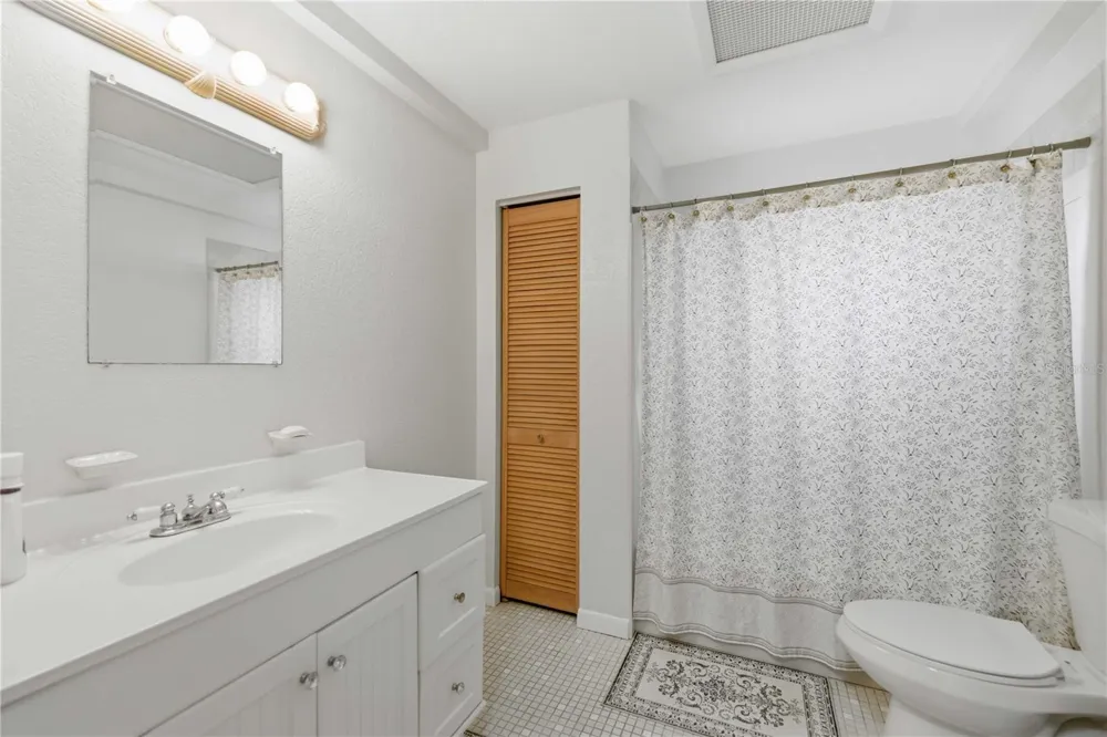 5999 NW 90TH AVENUE ocala, FL 34482