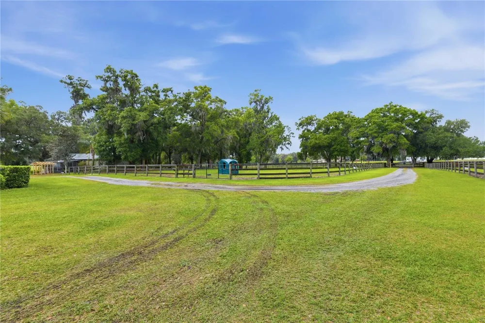 5999 NW 90TH AVENUE ocala, FL 34482