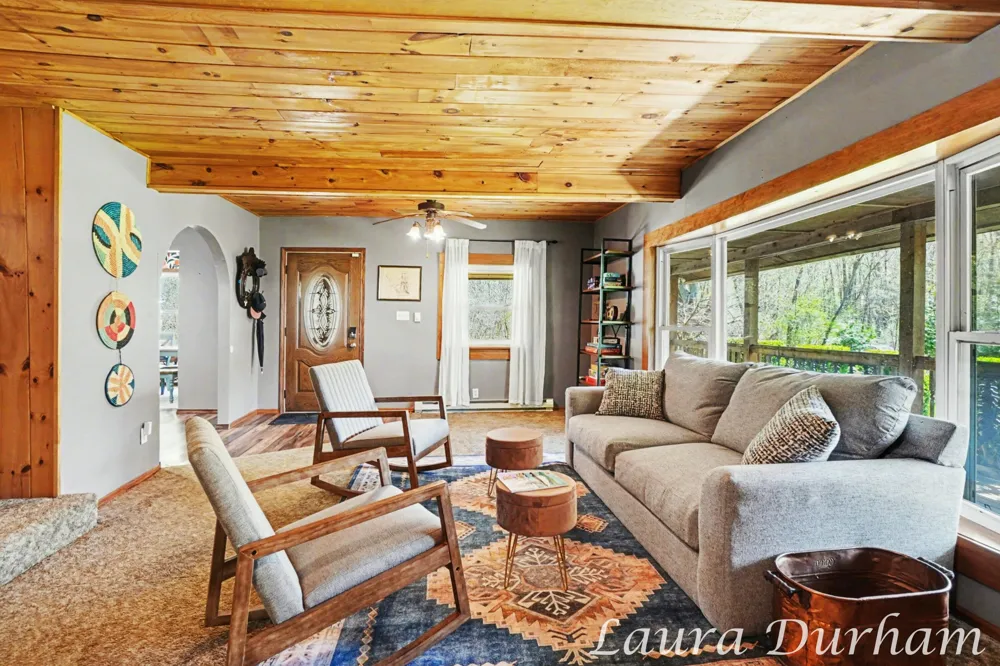 6935 116th Avenue Fennville, MI 49408