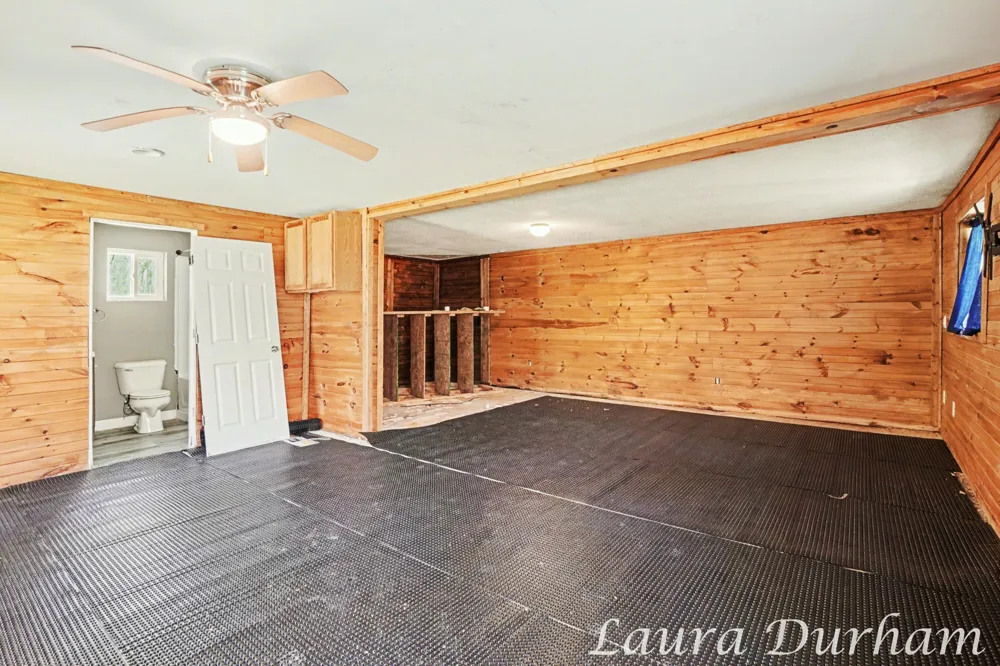 6935 116th Avenue Fennville, MI 49408