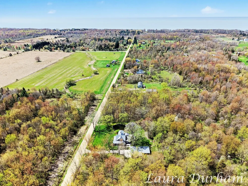 6935 116th Avenue Fennville, MI 49408