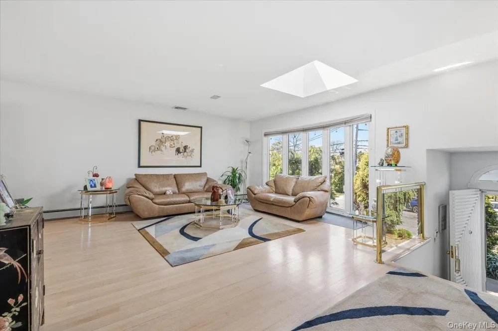 2959 Shore Drive Merrick, NY 11566