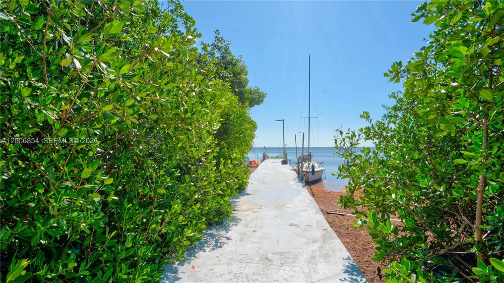 34 Atlantic Drive Marathon, FL 33037