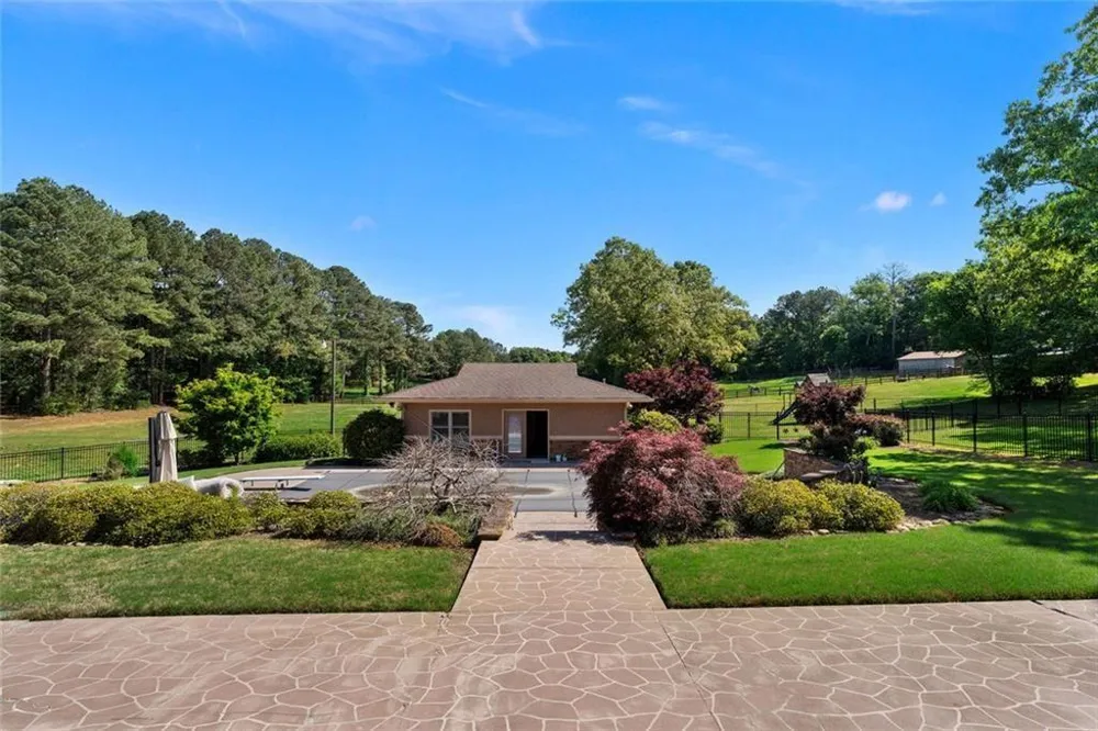 1132 Euharlee Road Kingston, GA 30145