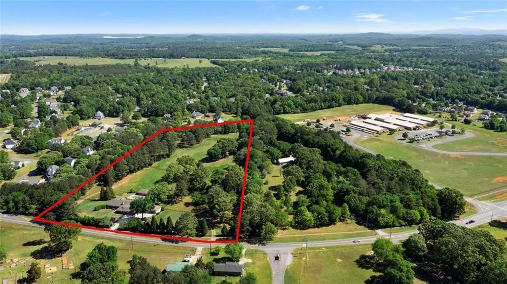 1132 Euharlee Road Kingston, GA 30145