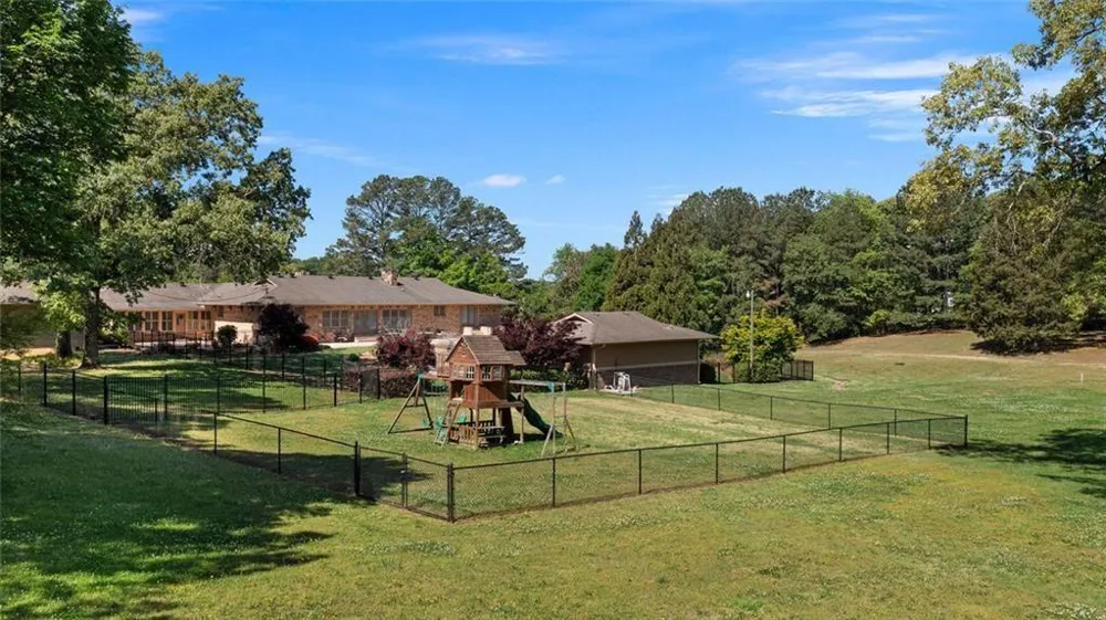 1132 Euharlee Road Kingston, GA 30145
