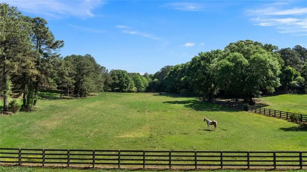 1132 Euharlee Road Kingston, GA 30145
