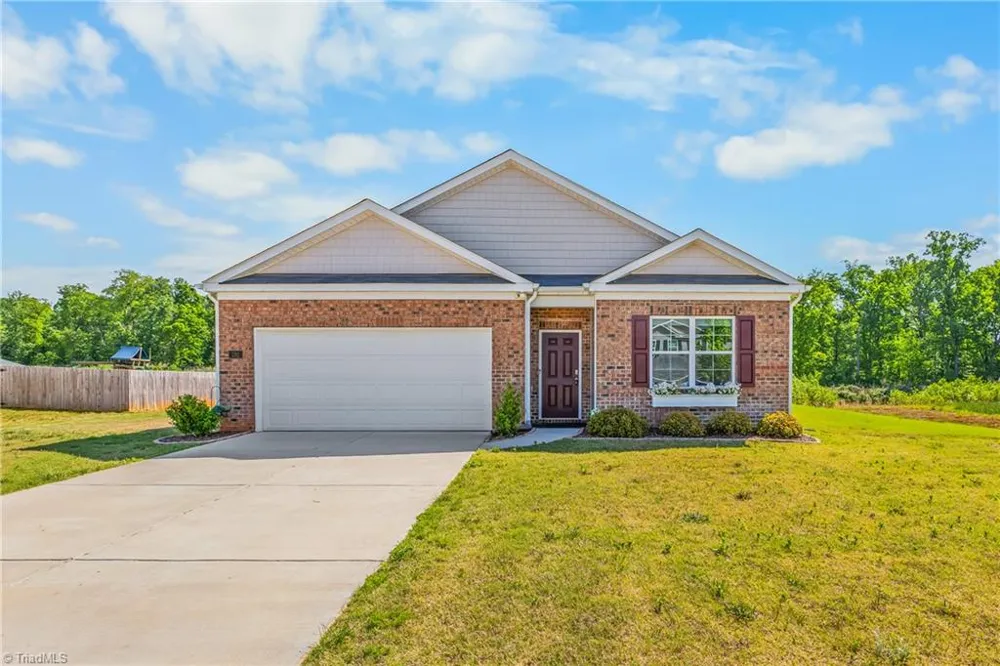 192 Culloden Drive Mocksville, NC 27028