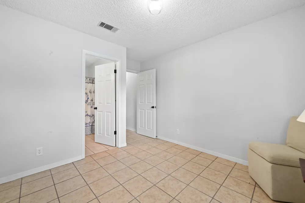 275 Mooring Circle #A Lakeway, TX 78734