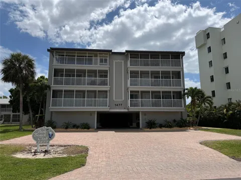 1477 PARK BEACH CIRCLE #31