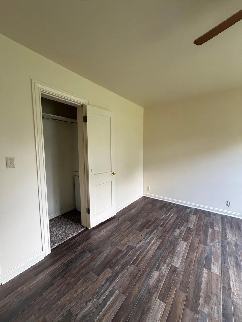 1002 W Willis Street Alvin, TX 77511