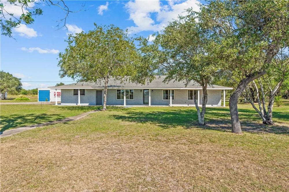 104 Old Beeville Highway Refugio, TX 78377