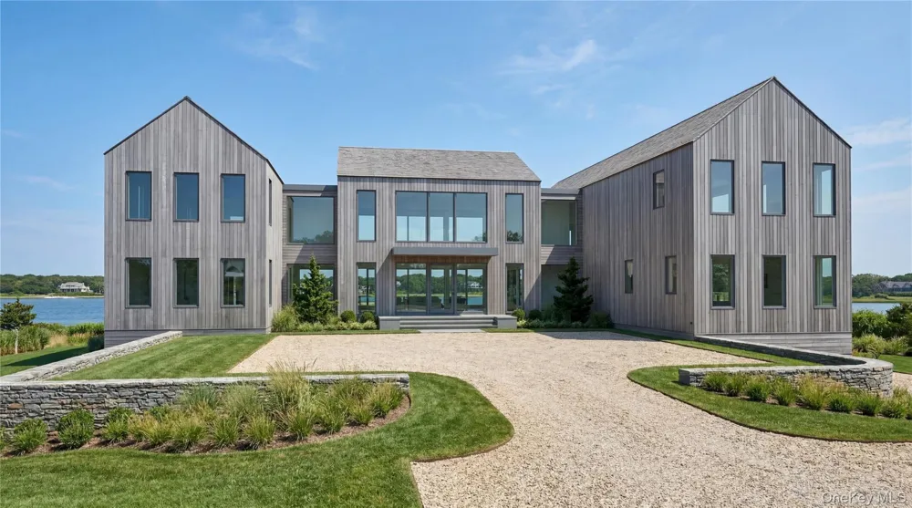 11 Pine Tree Lane Westhampton, NY 11977