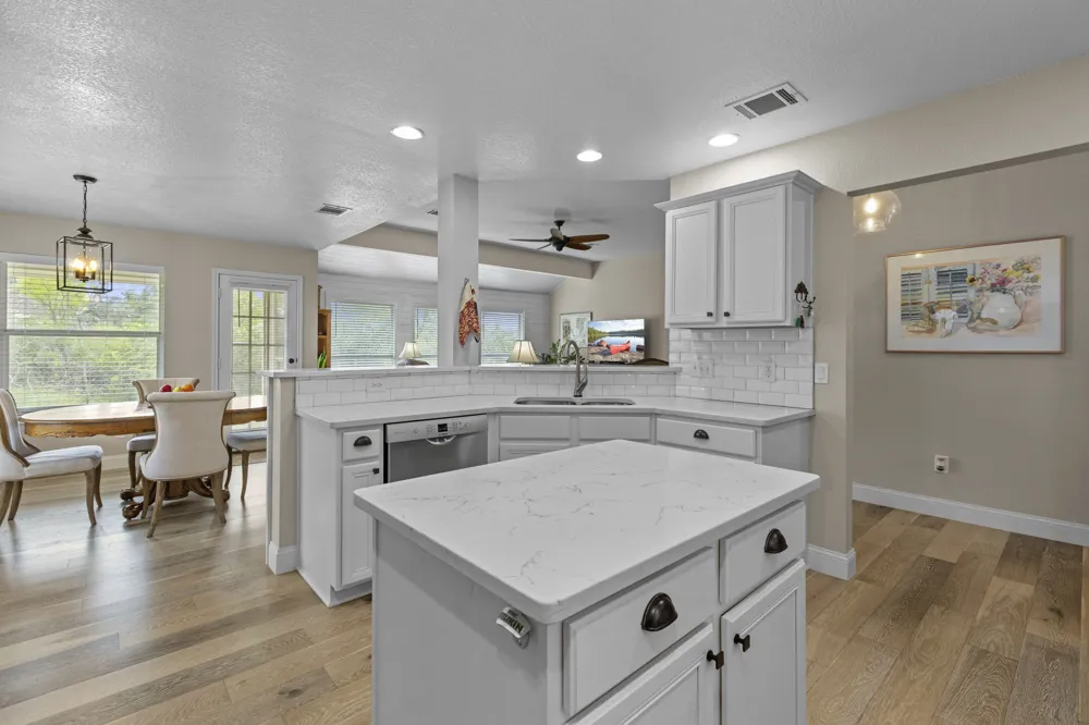 113 Scenic Drive Horseshoe Bay, TX 78657