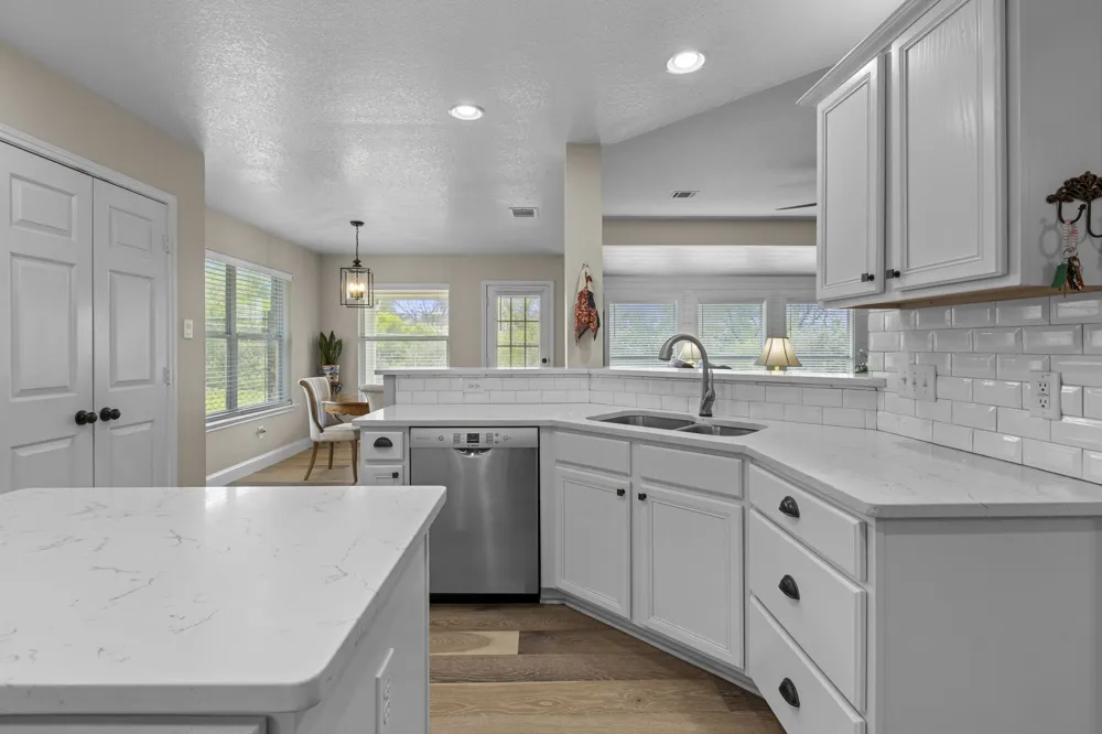 113 Scenic Drive Horseshoe Bay, TX 78657