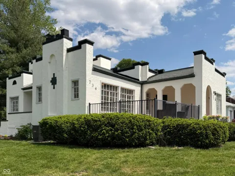 734 W 5th Street