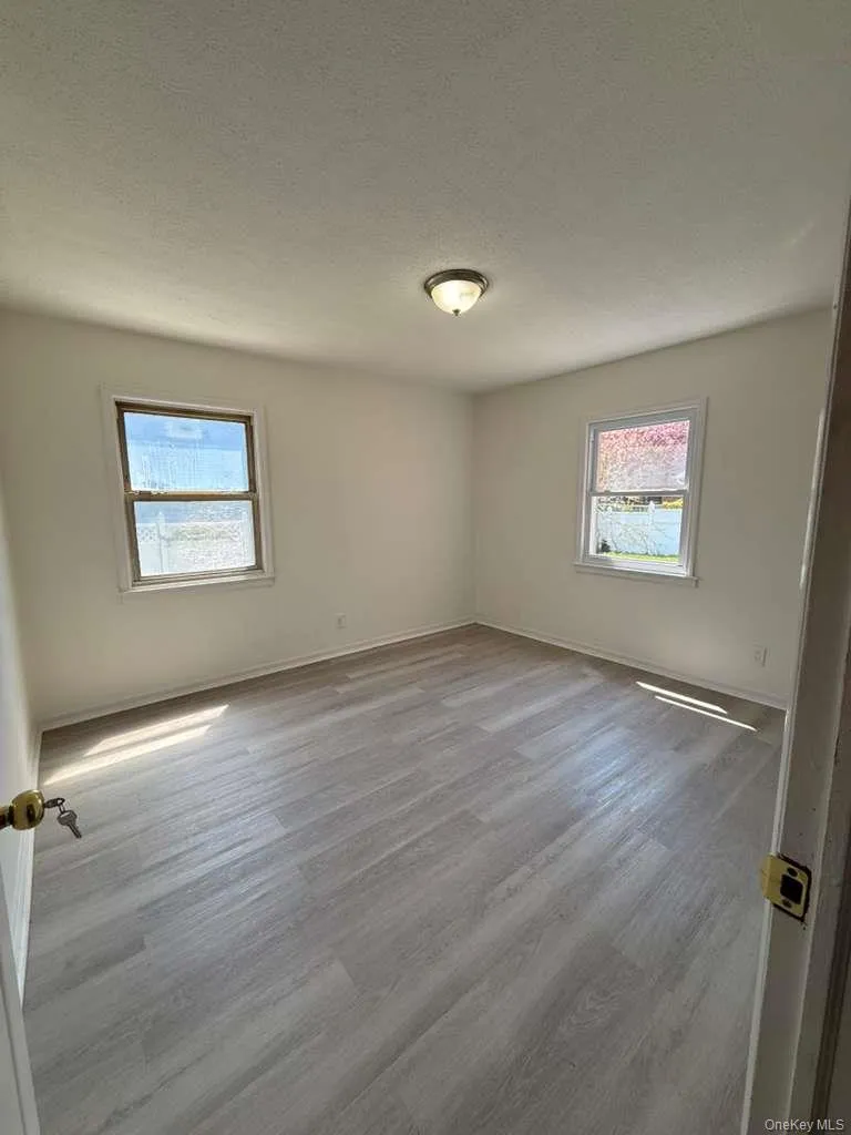 120-54 194th Street Saint Albans, NY 11412