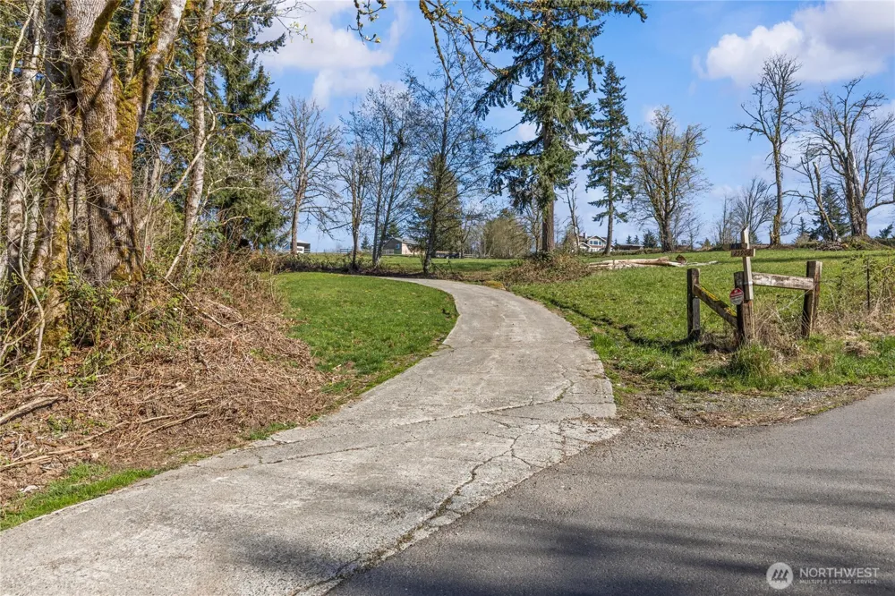 259 XXX 272nd Avenue SE Ravensdale, WA 98051