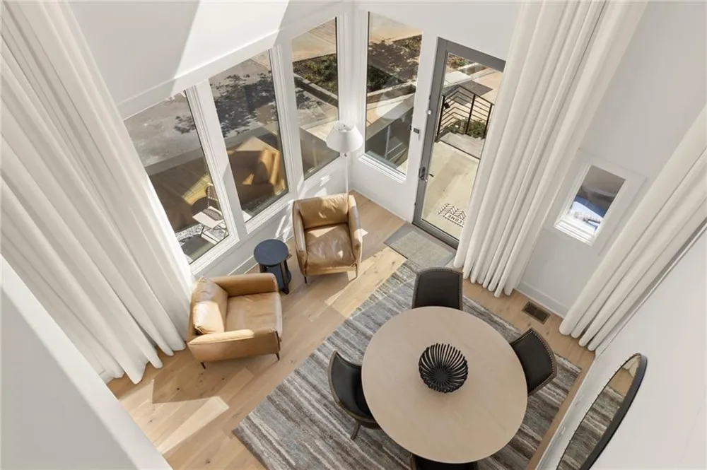 10940 Serenbe Lane Chattahoochee Hills, GA 30268