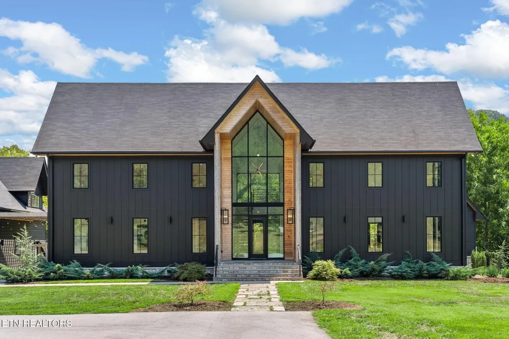 84 Judd Lane Lancaster, TN 38569