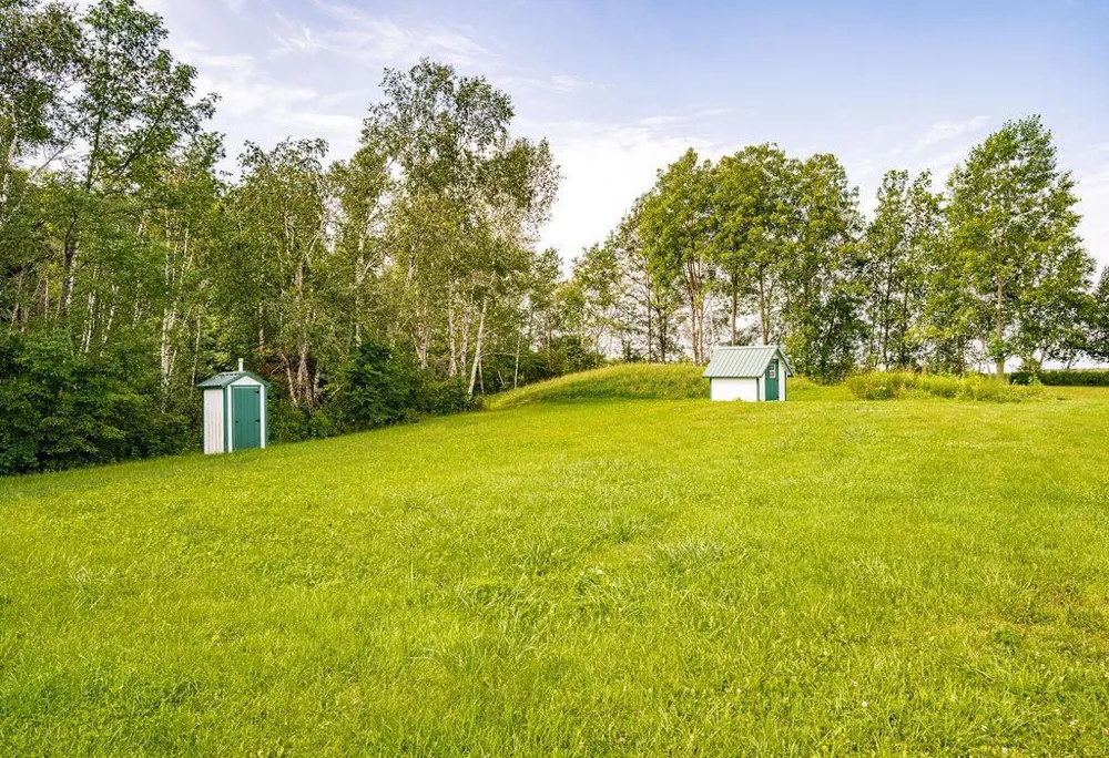 2065 315th Avenue Isle, MN 56342