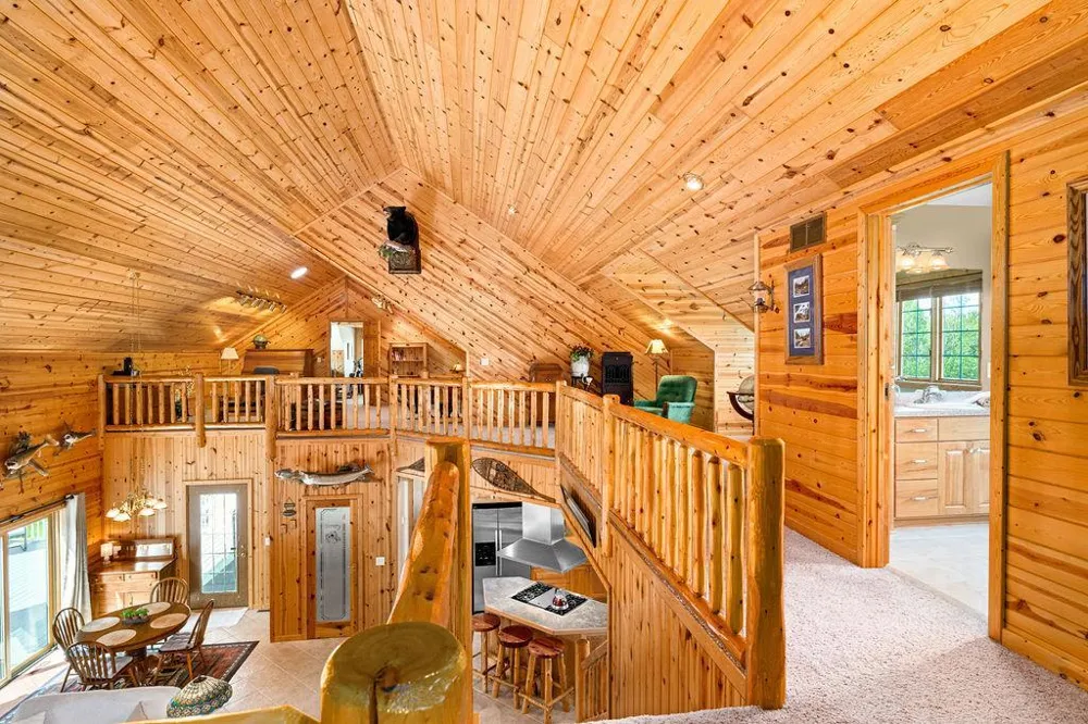 2065 315th Avenue Isle, MN 56342