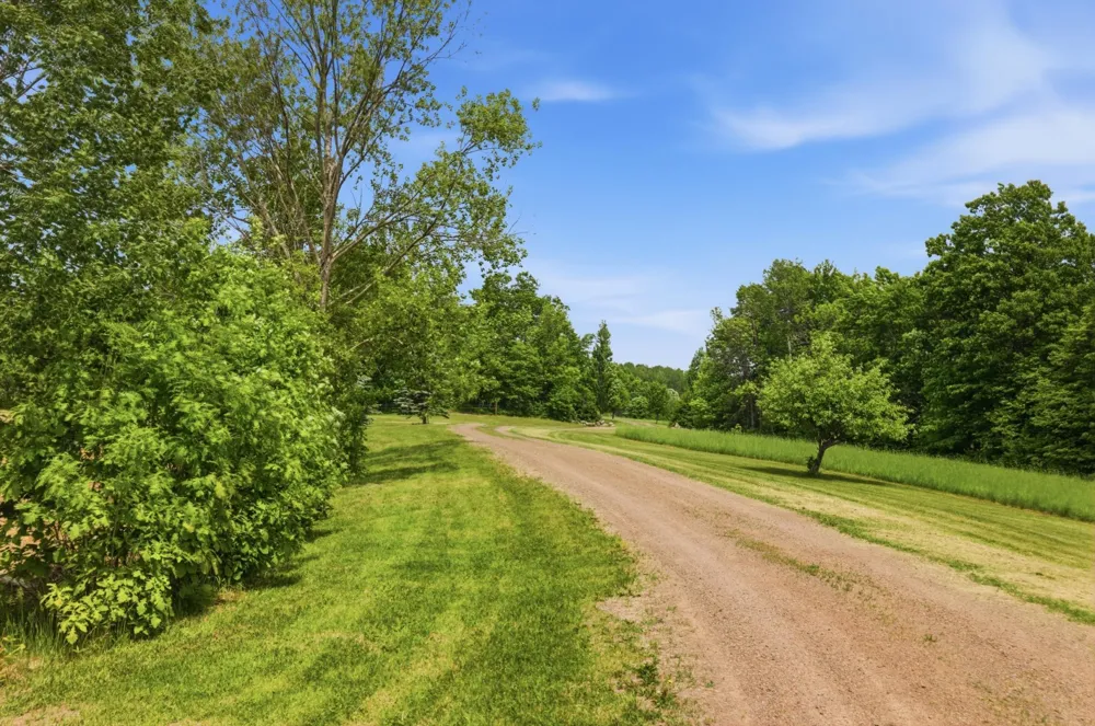 2065 315th Avenue Isle, MN 56342