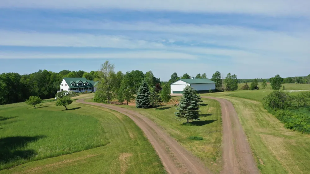 2065 315th Avenue Isle, MN 56342