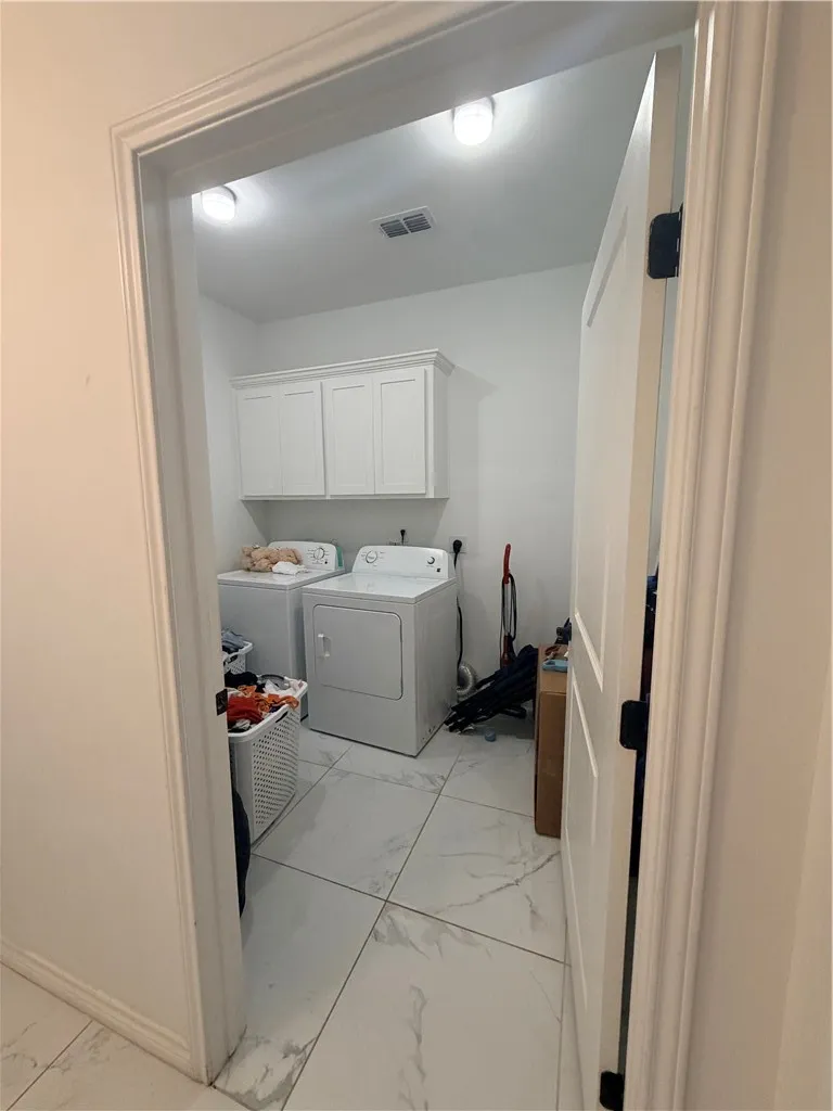 903 W Main Street Alice, TX 78332
