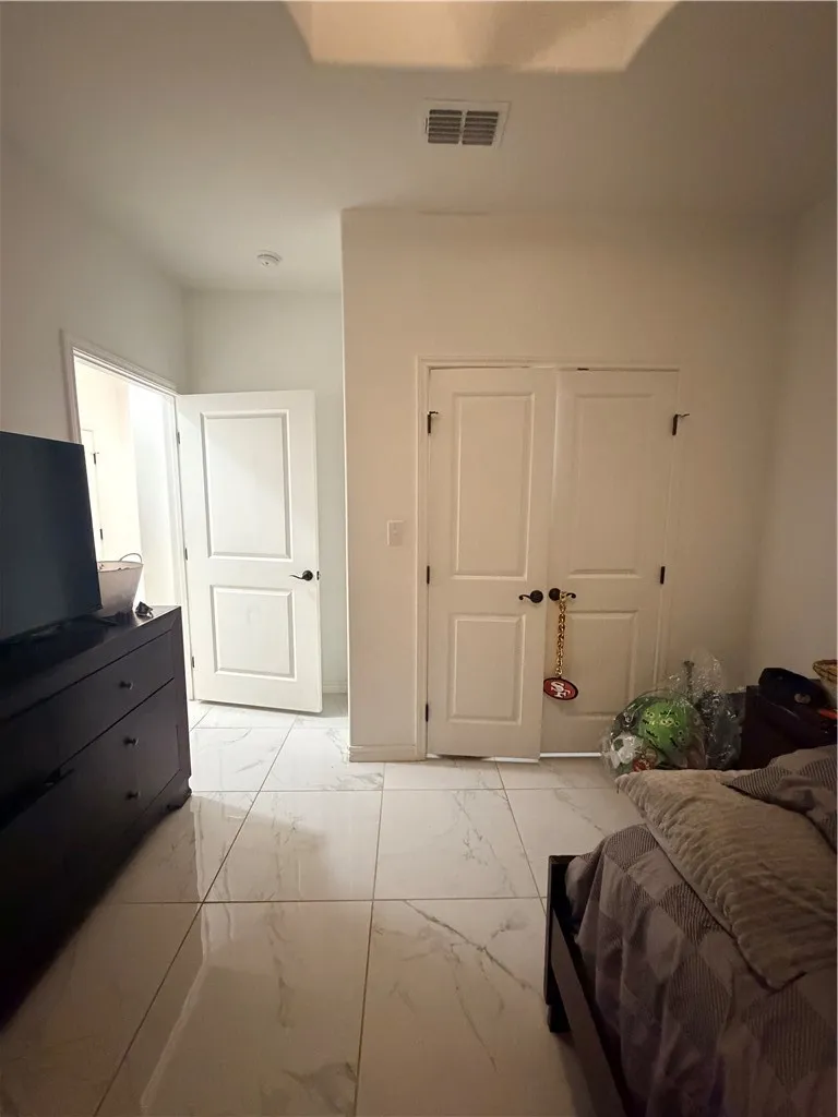 903 W Main Street Alice, TX 78332