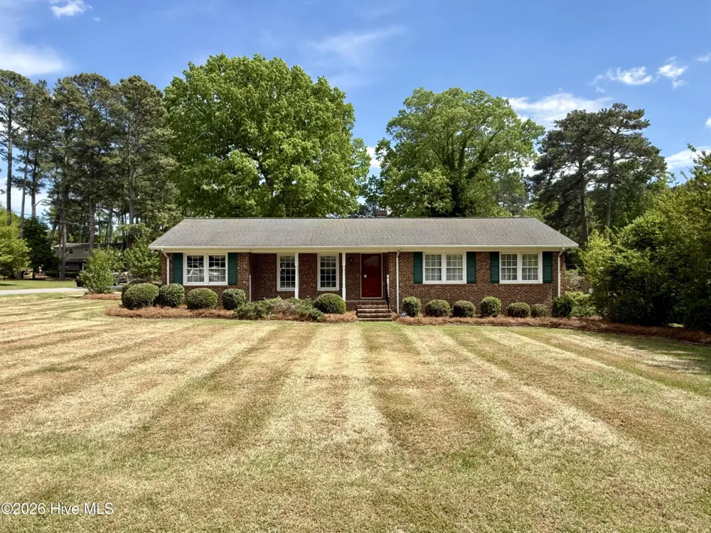 1391 Johnson Drive Williamston, NC 27892