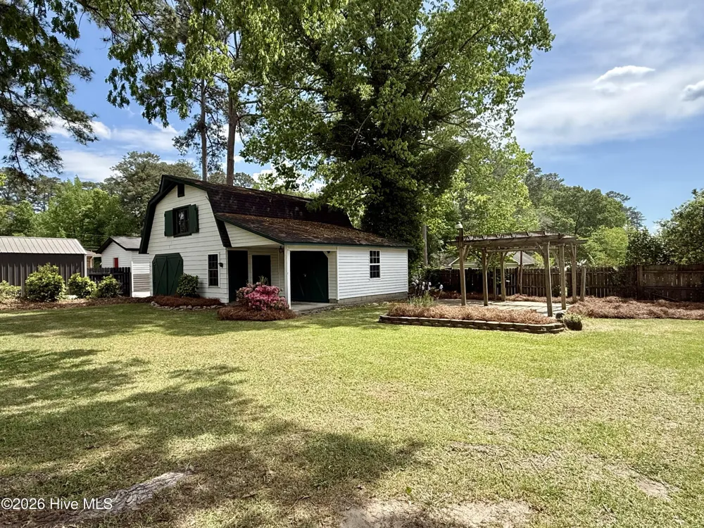 1391 Johnson Drive Williamston, NC 27892