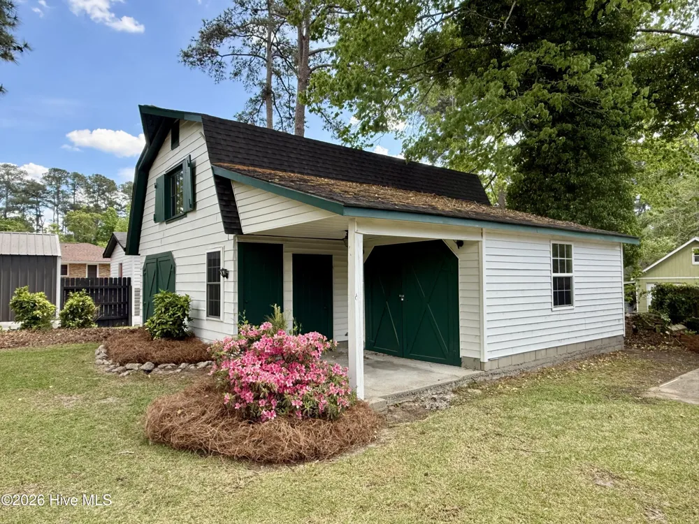 1391 Johnson Drive Williamston, NC 27892