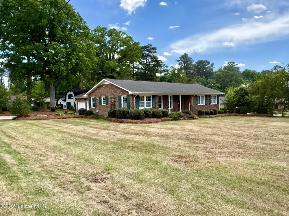 1391 Johnson Drive Williamston, NC 27892