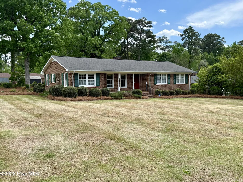 1391 Johnson Drive Williamston, NC 27892